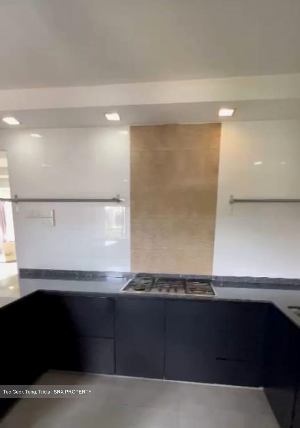 Blk 208 Pasir Ris Street 21 (Pasir Ris), HDB Executive #539294481